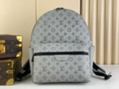 wholesale quality louis vuitton discovery backpack grey 